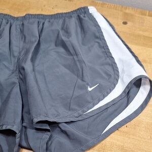 Nike Gray White Athletic Running Shorts Built In Underwear Dri-Fit‎ Sz S-M